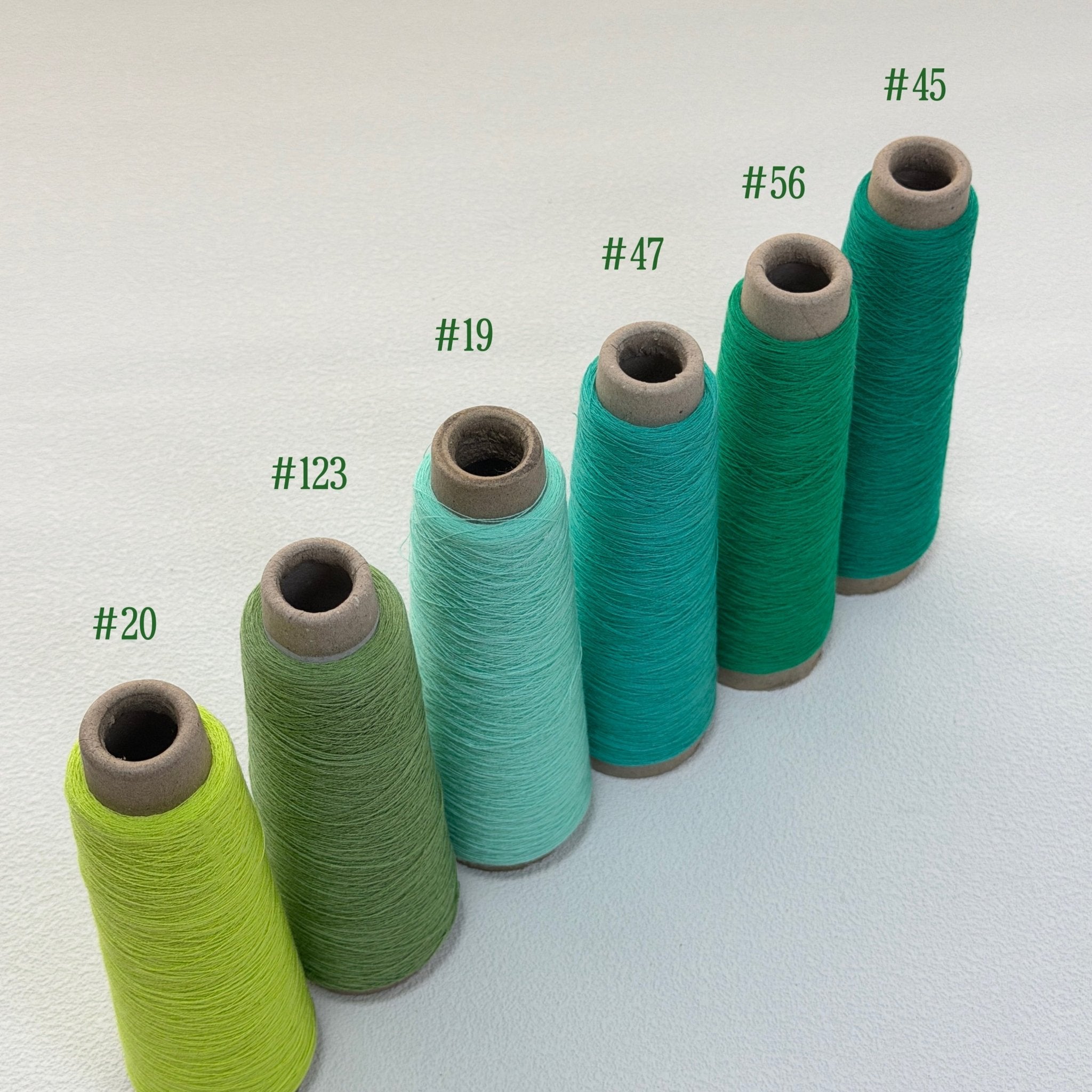 Chaine Trame - 100% Tencel Lyocell Yarn in 1 Black ()