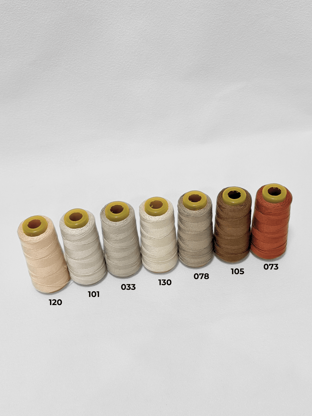 Chaine Trame-100% Tencel Lyocell Yarn｜5.6 Nm in 001 Black ()