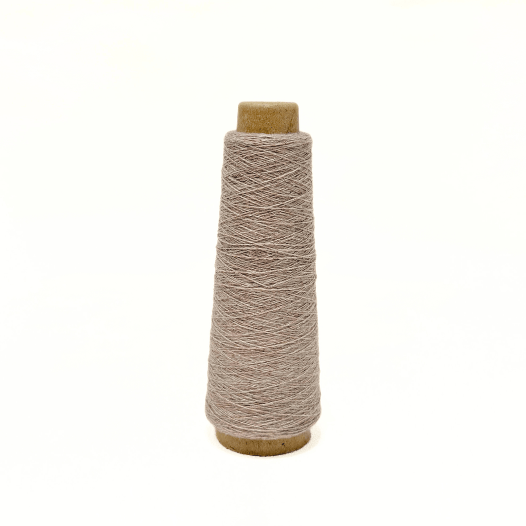Chaine Trame-Cashmere Wool Blend Yarn in Y01 Soft Ivory ()