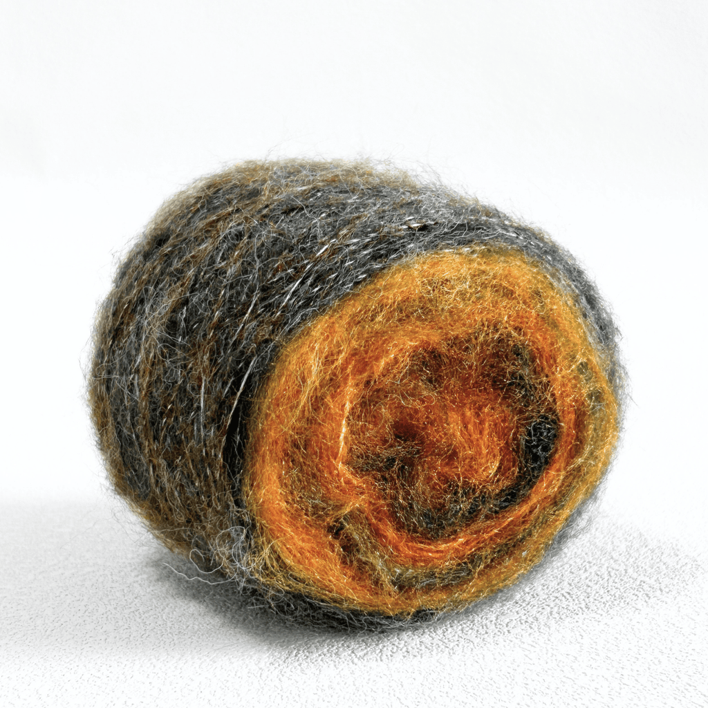 Chaine Trame - Cinder Glow | Hand - dyed Gradient Mohair Wool Yarn in 50g ()