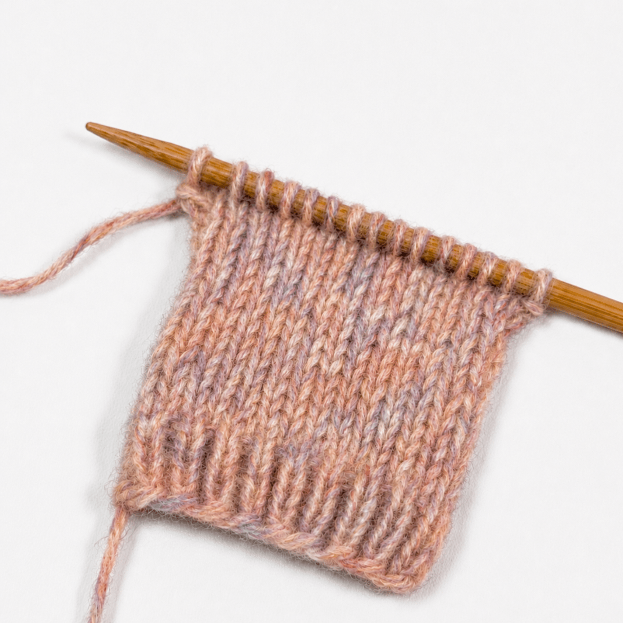 Chaine Trame-Coral Pink Tweed Wool Blend Yarn in 50g ()