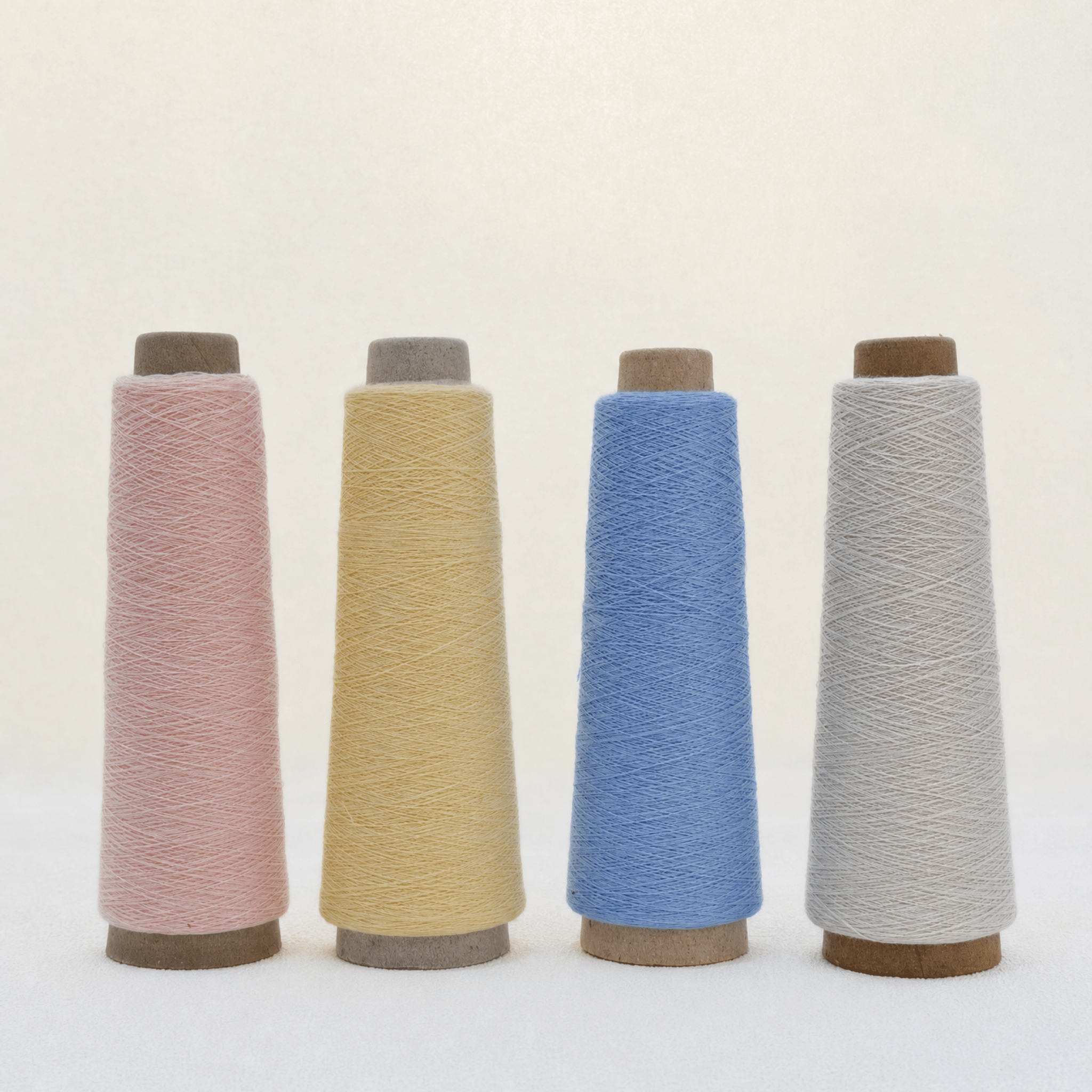 Chaine Trame-Cotton Tencel Lyocell Yarn in S001 Grapefruit ()