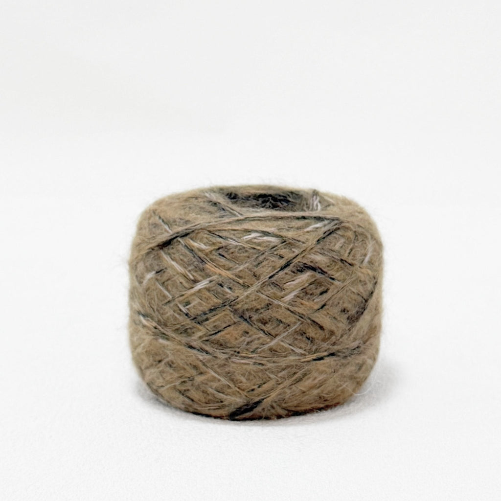 Chaine Trame-Oatmeal Brown Tweed Wool Blend Yarn in 50g ()