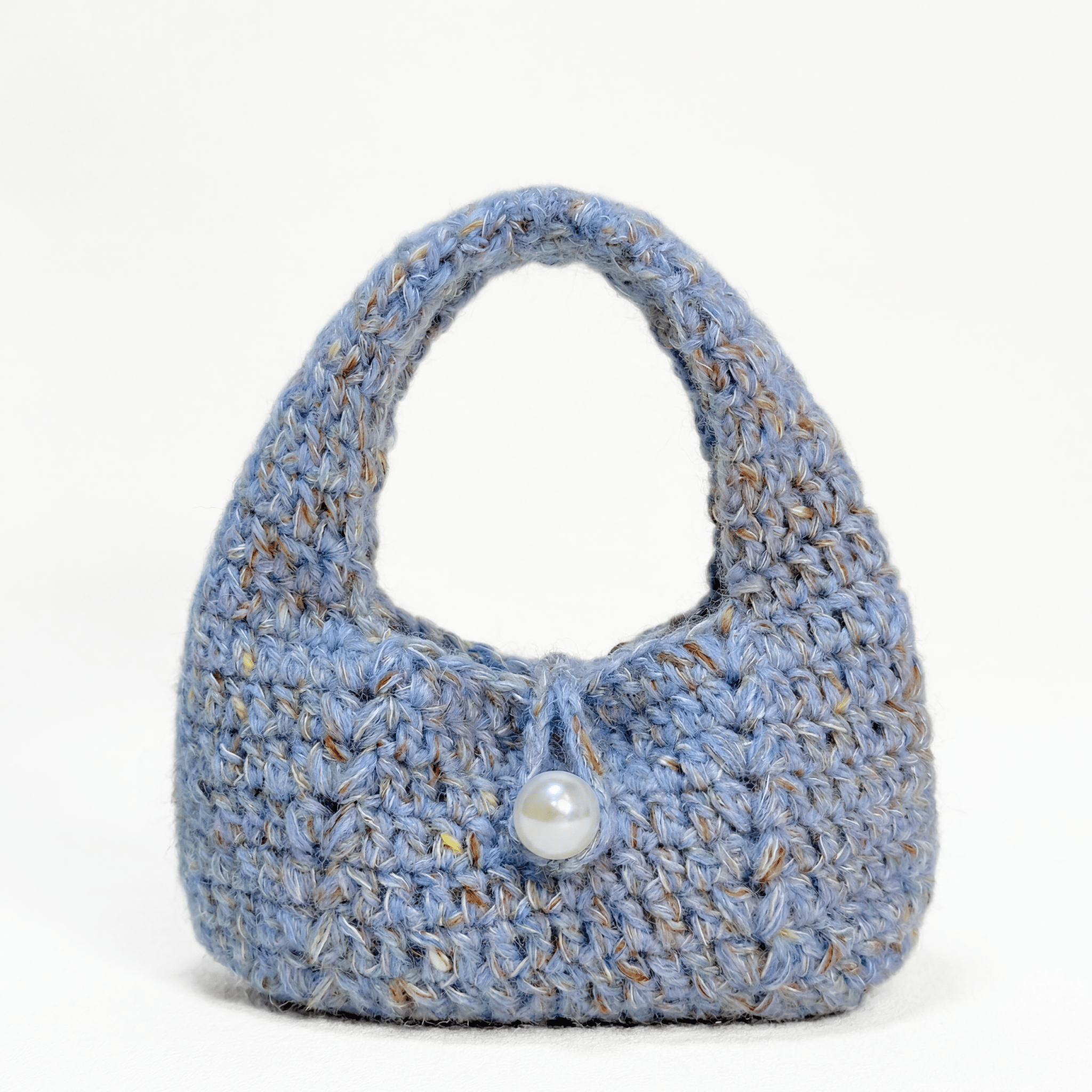 Chaine Trame - Textured Wool Wristlet Bag Crochet Kit in White ()